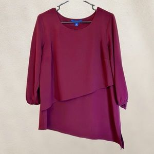 APT. 9 MERLOT BELL SLEEVE TOP SZ MEDIUM ASSYMETRICAL HEM.